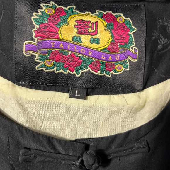 Elegant Tailor Lau vintage silk Black Sleeveless Top with frog closure - Picture 2 of 4